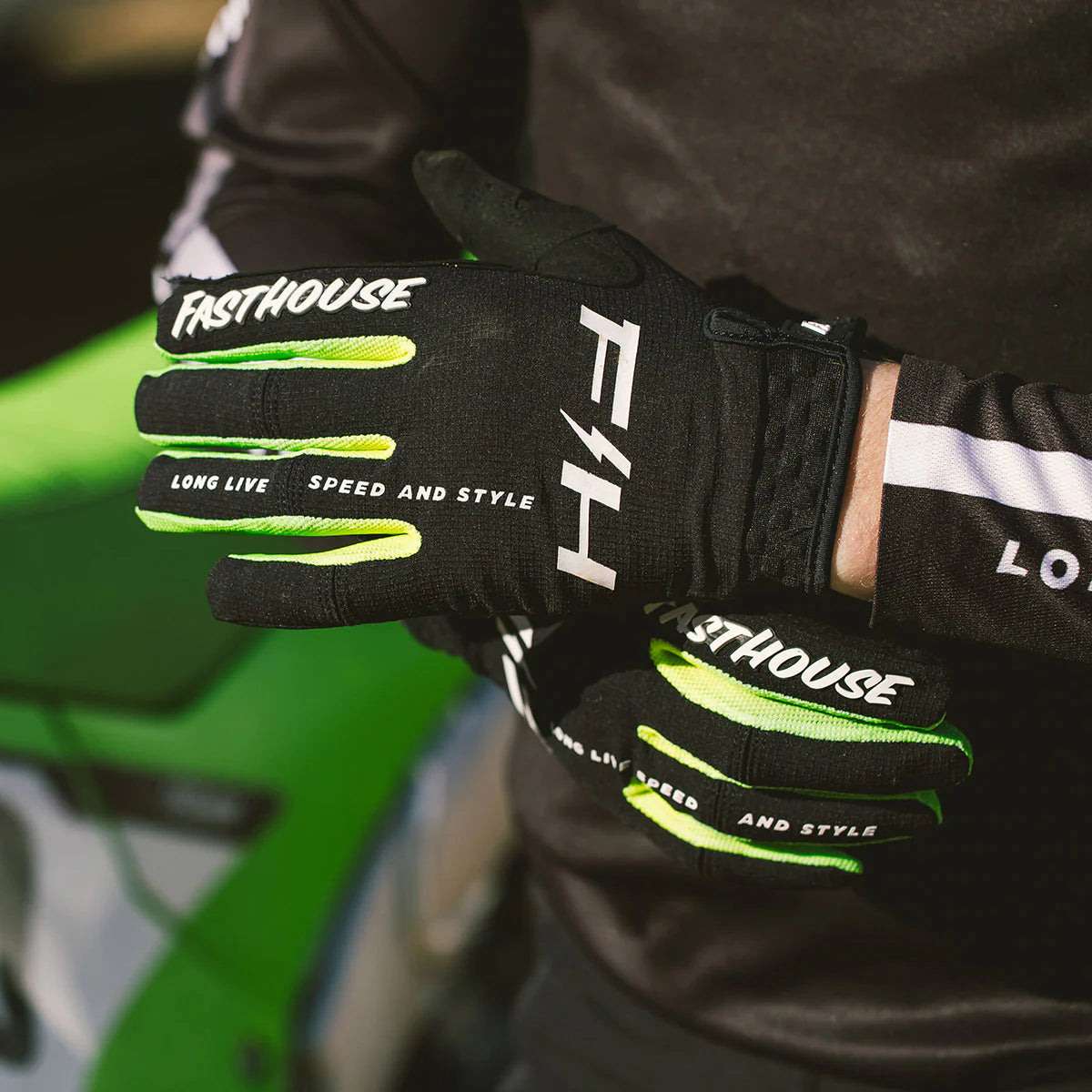 Elrod Nitro Gloves - Black Neon