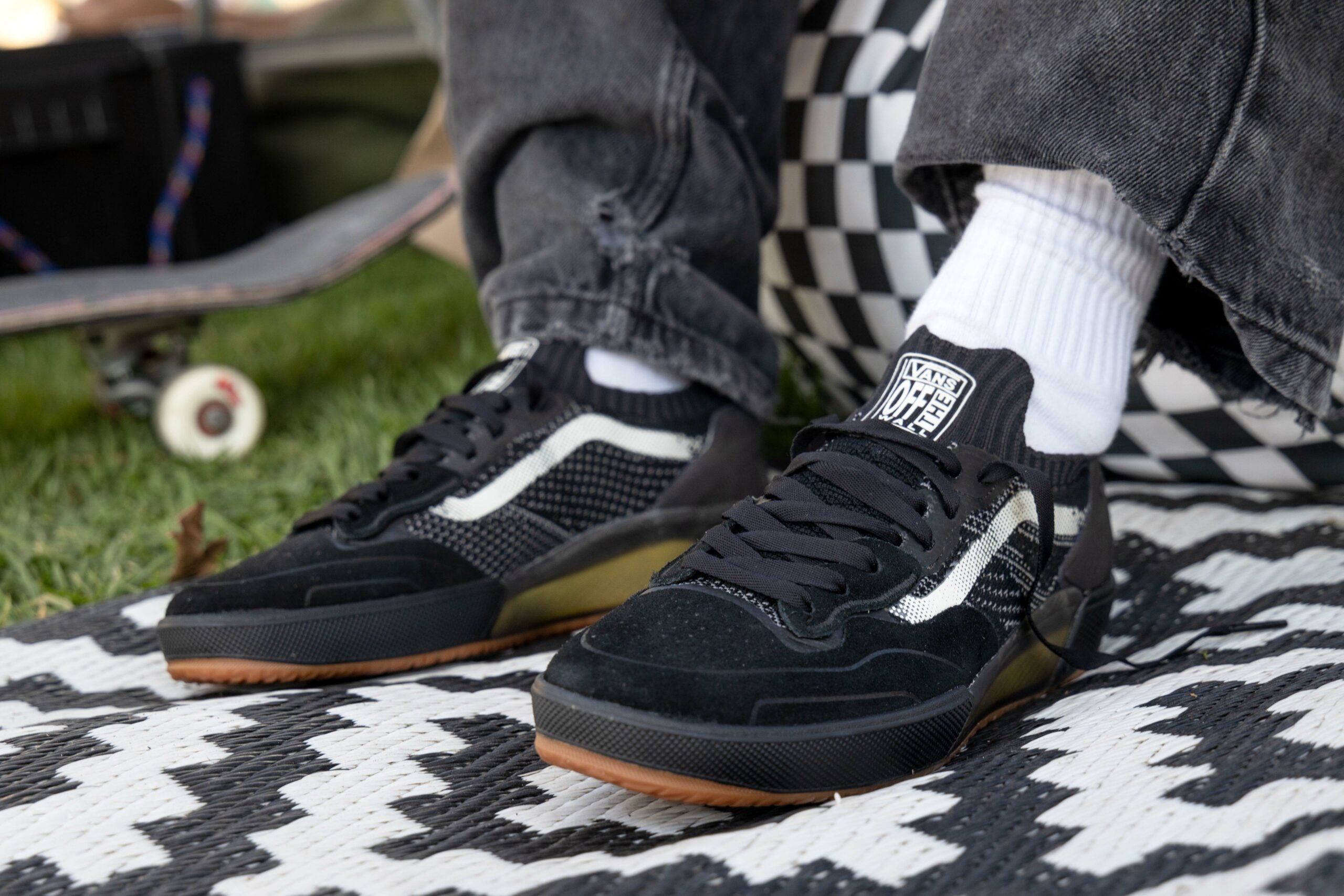 Vans Ave 2.0 Knit - Black/Carbon