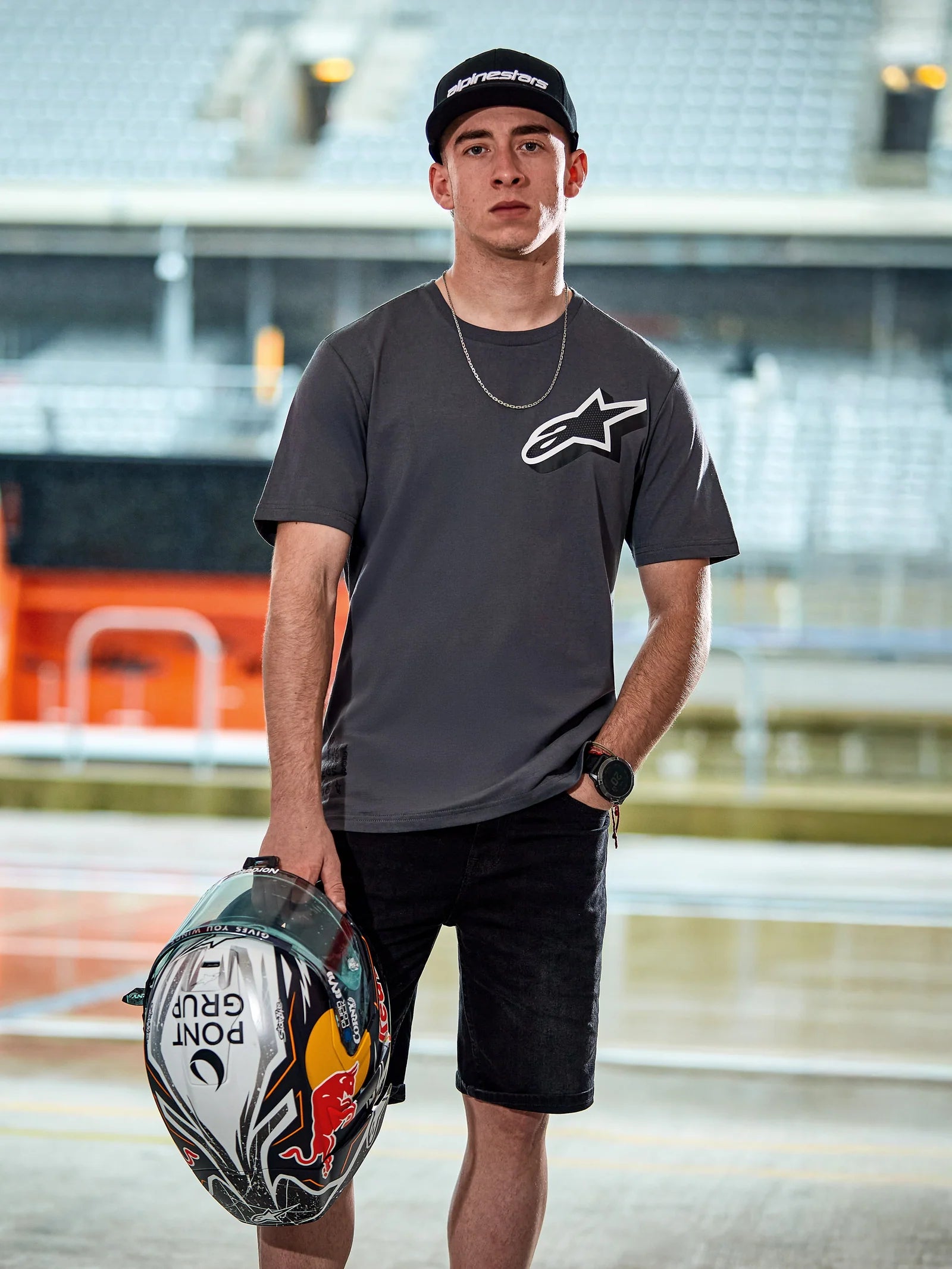 Indent Hat - Black/Red