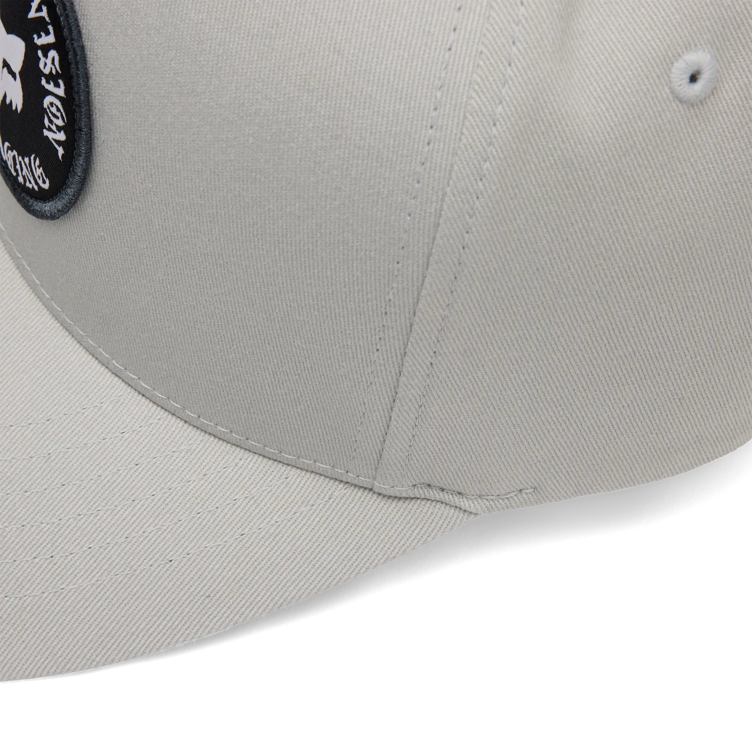 Fox Badge Flexfit Hat - Lichtgrijs